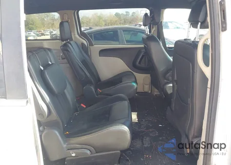 2017 Dodge Grand Caravan Sxt z USA, uszkodzony, nr VIN 2C4RDGCG6HR566887